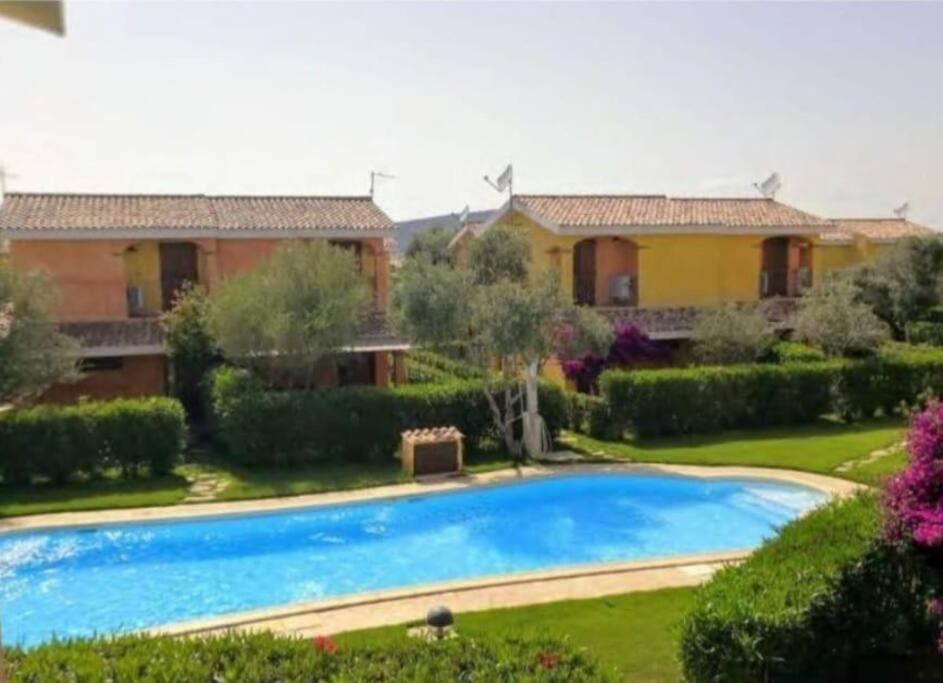 SantʼAnna Arresi Villa Juniperus Porto Pino מראה חיצוני תמונה