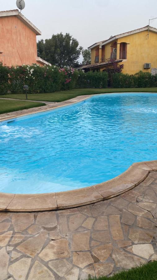 SantʼAnna Arresi Villa Juniperus Porto Pino מראה חיצוני תמונה