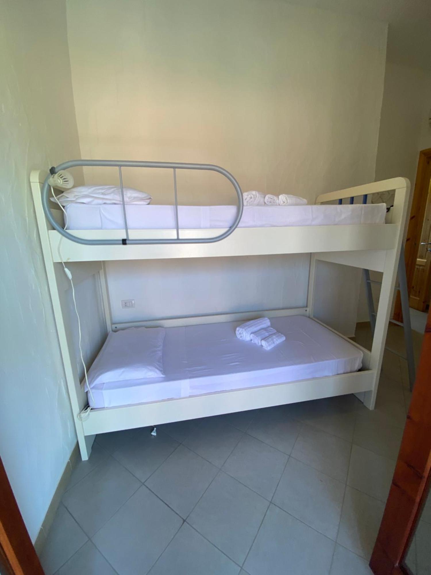 SantʼAnna Arresi Villa Juniperus Porto Pino מראה חיצוני תמונה