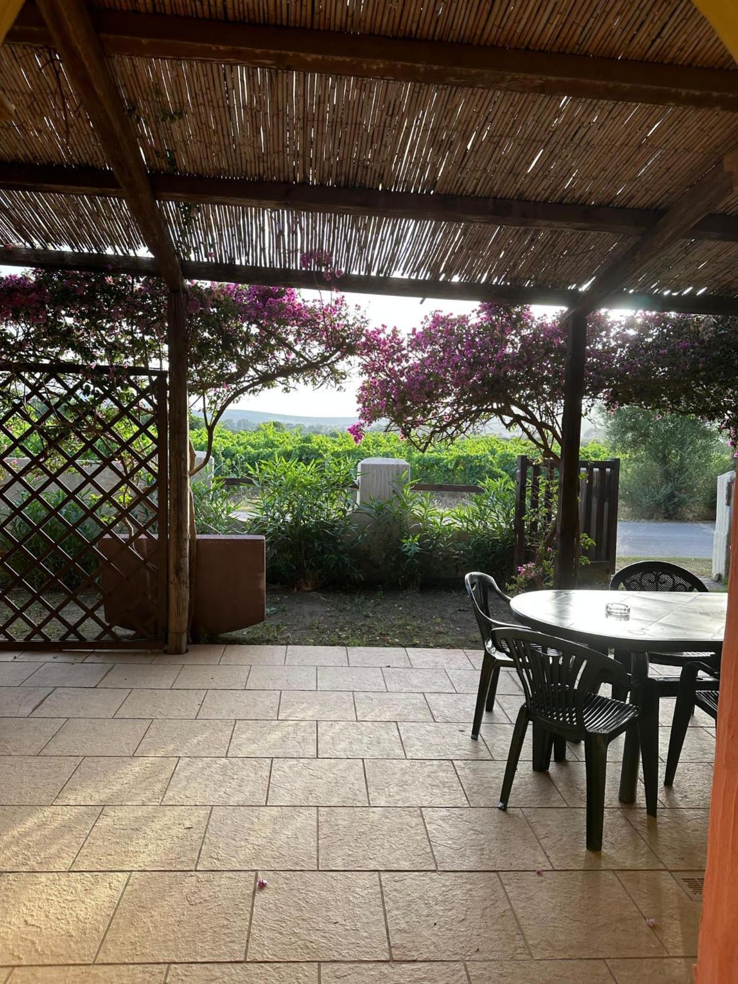 SantʼAnna Arresi Villa Juniperus Porto Pino מראה חיצוני תמונה